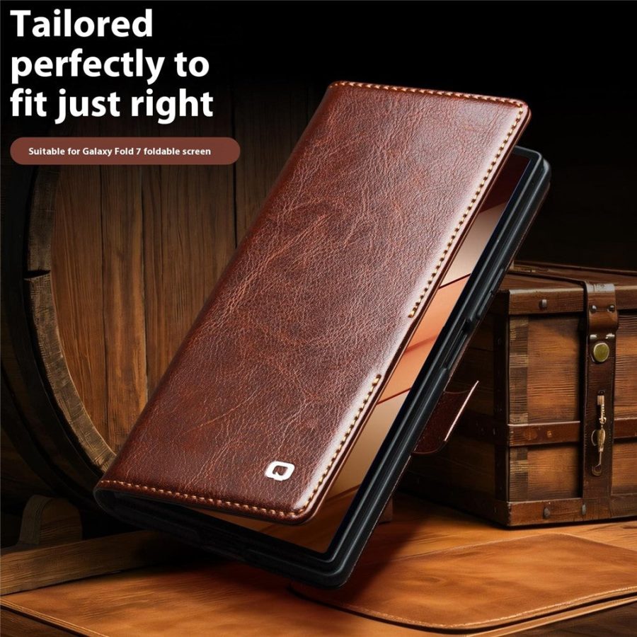 6601166909A-5 QIALINO For Samsung Galaxy Z Fold7 Wallet Case Waxy Genuine Leather Magnetic Closure Flip Phone Cover